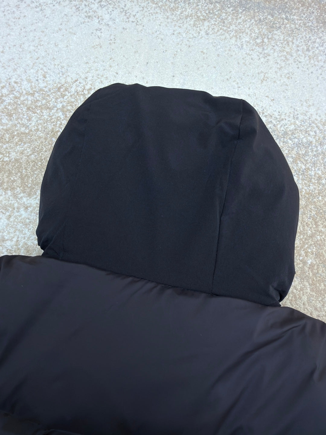 MONCLER 25S DOWN JACKET 217