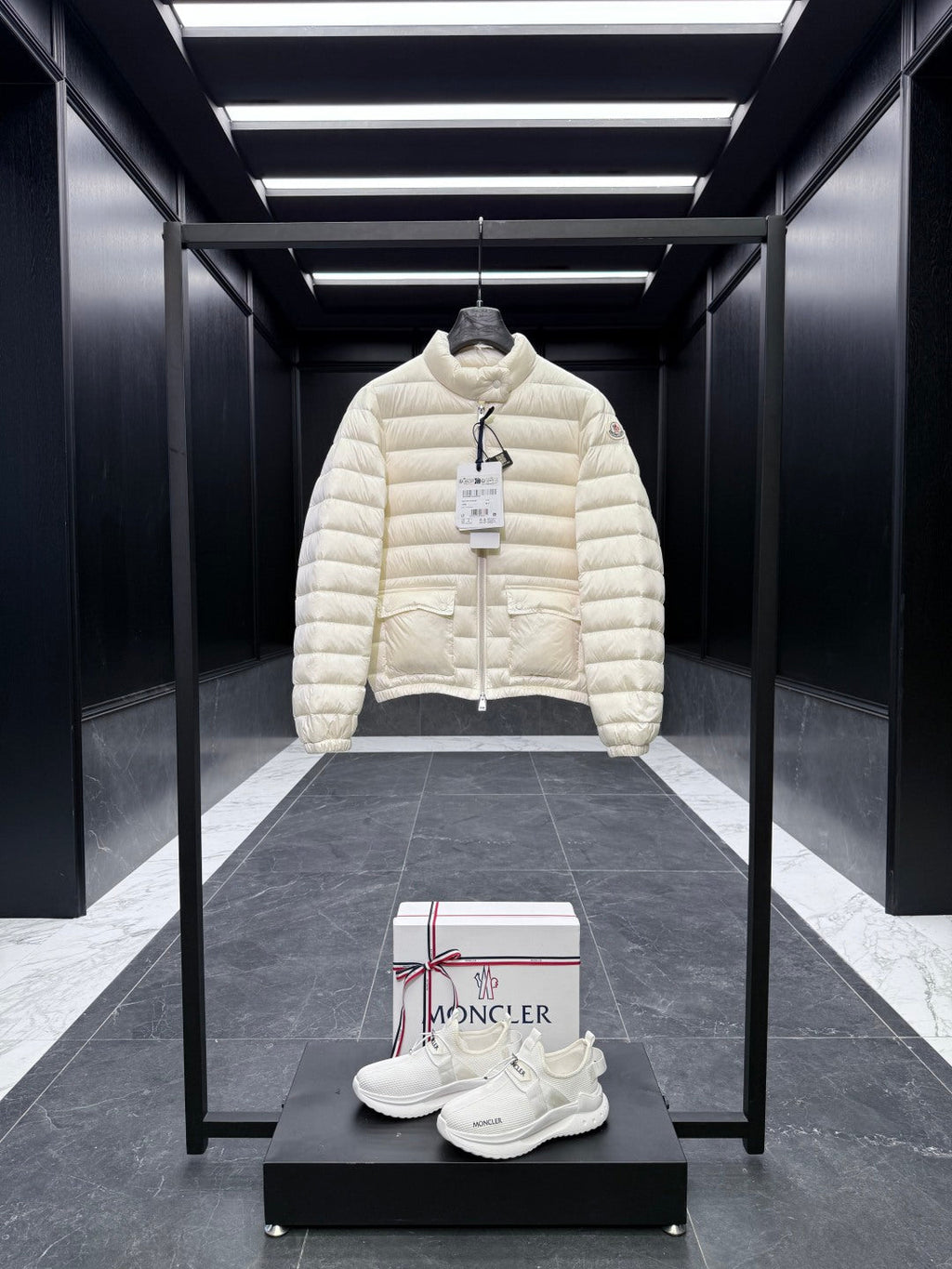 MONCLER 25S JACKET 025