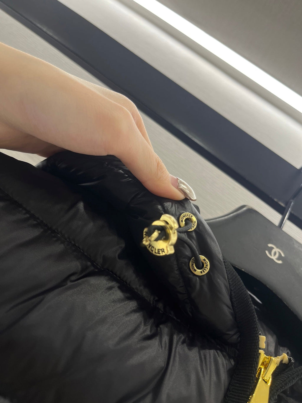 MONCLER 25S JACKET IN BLACK 307609