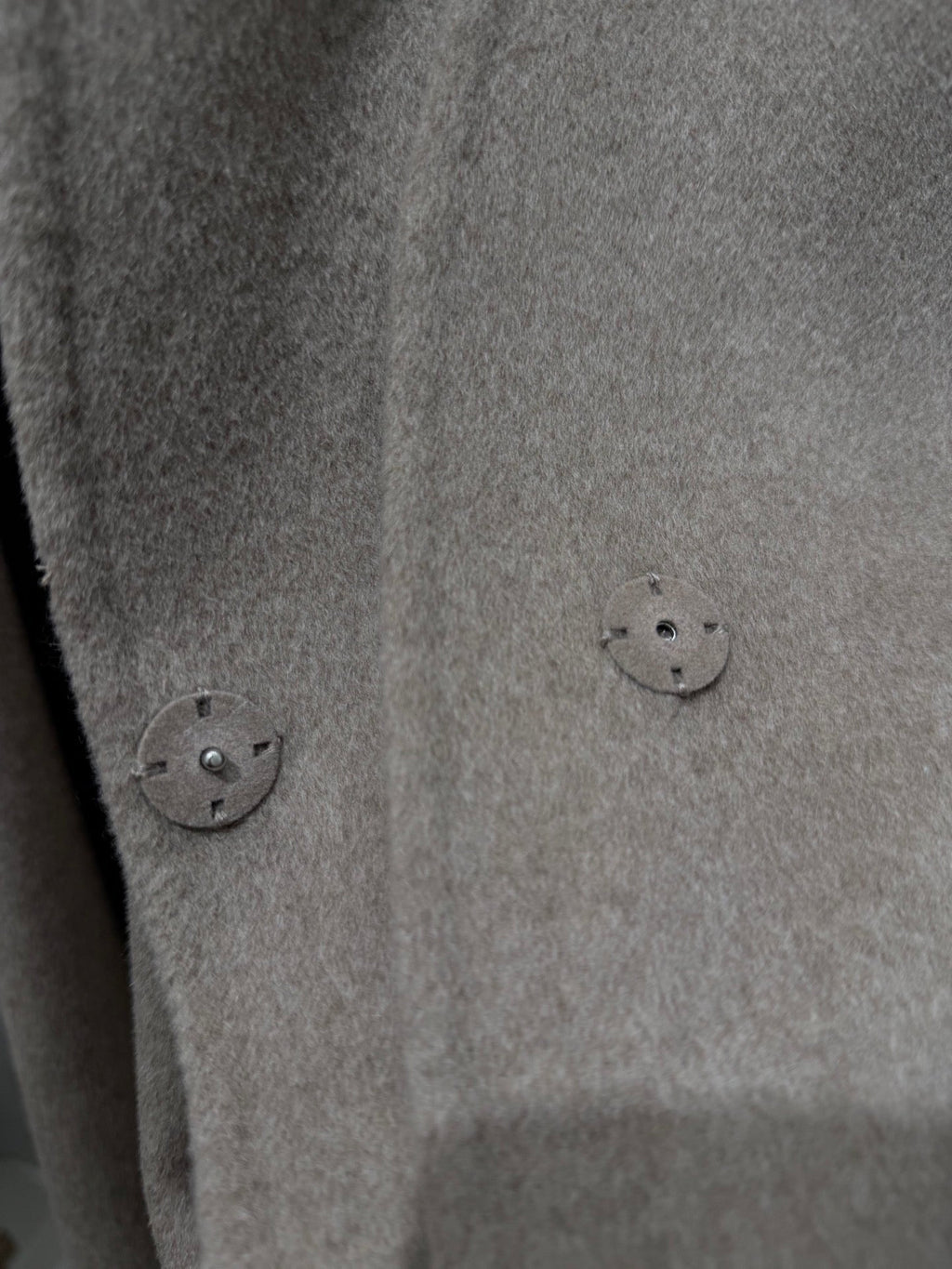 MAX MARA 25S CASHMERE CAPE 025