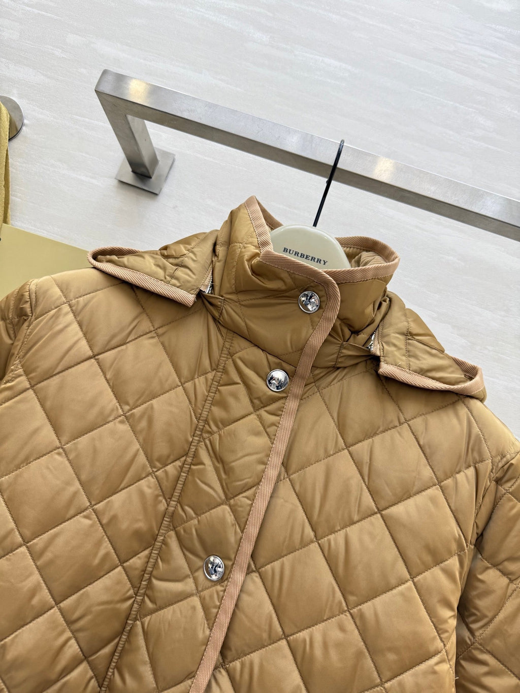 BURBERRY 25S HOODED DOWN COAT 163