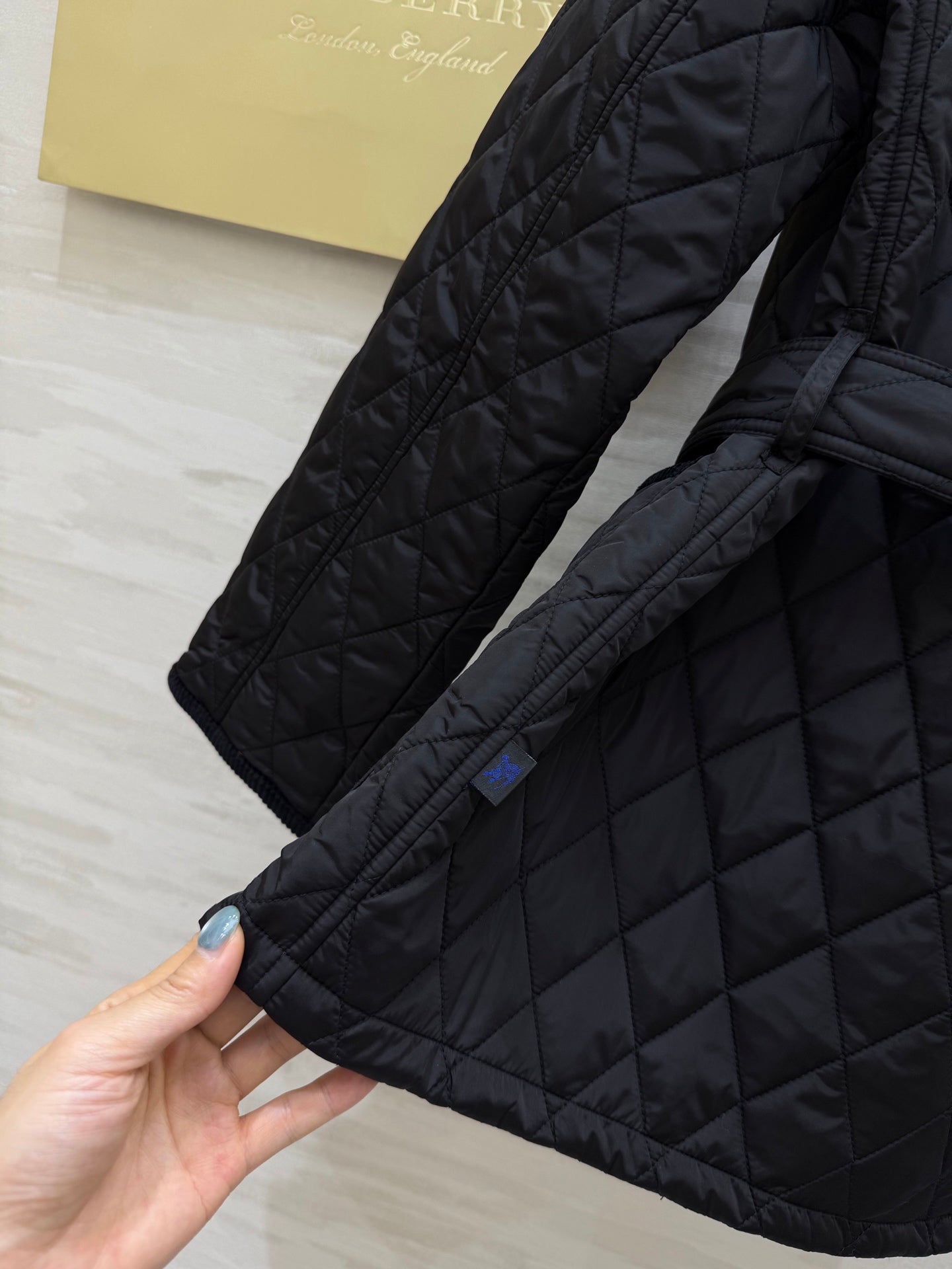BURBERRY 25S DOWN JACKET 095