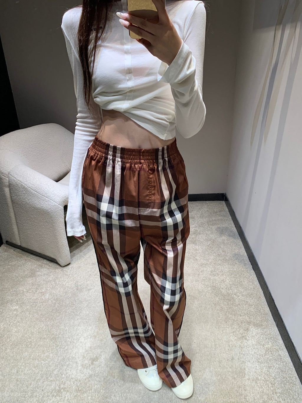 BURBERRY 25S PLAID STRAIGHT-LEG PANTS 092