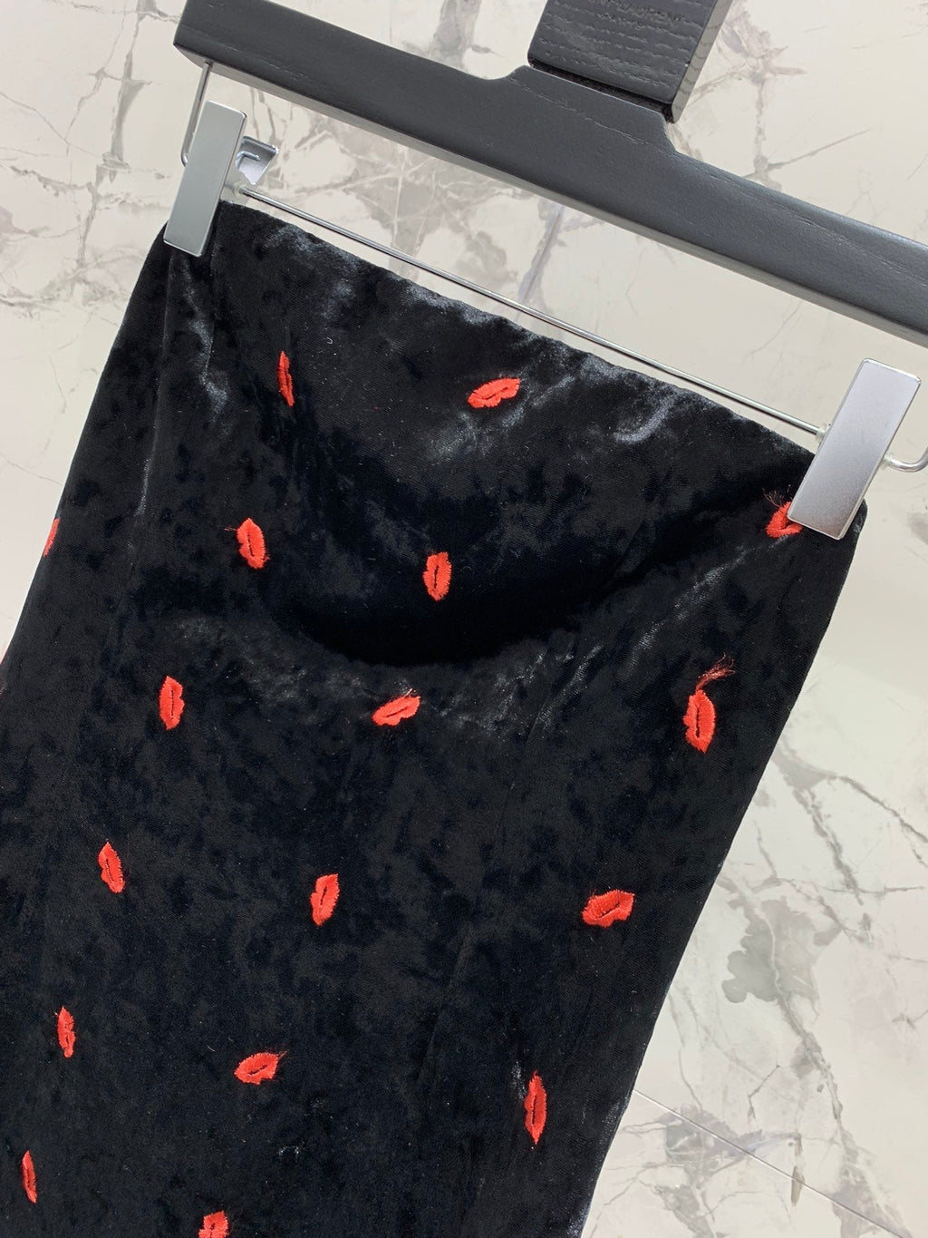 YSL 25S OFF-SHOULDER DRESS STYLE 160