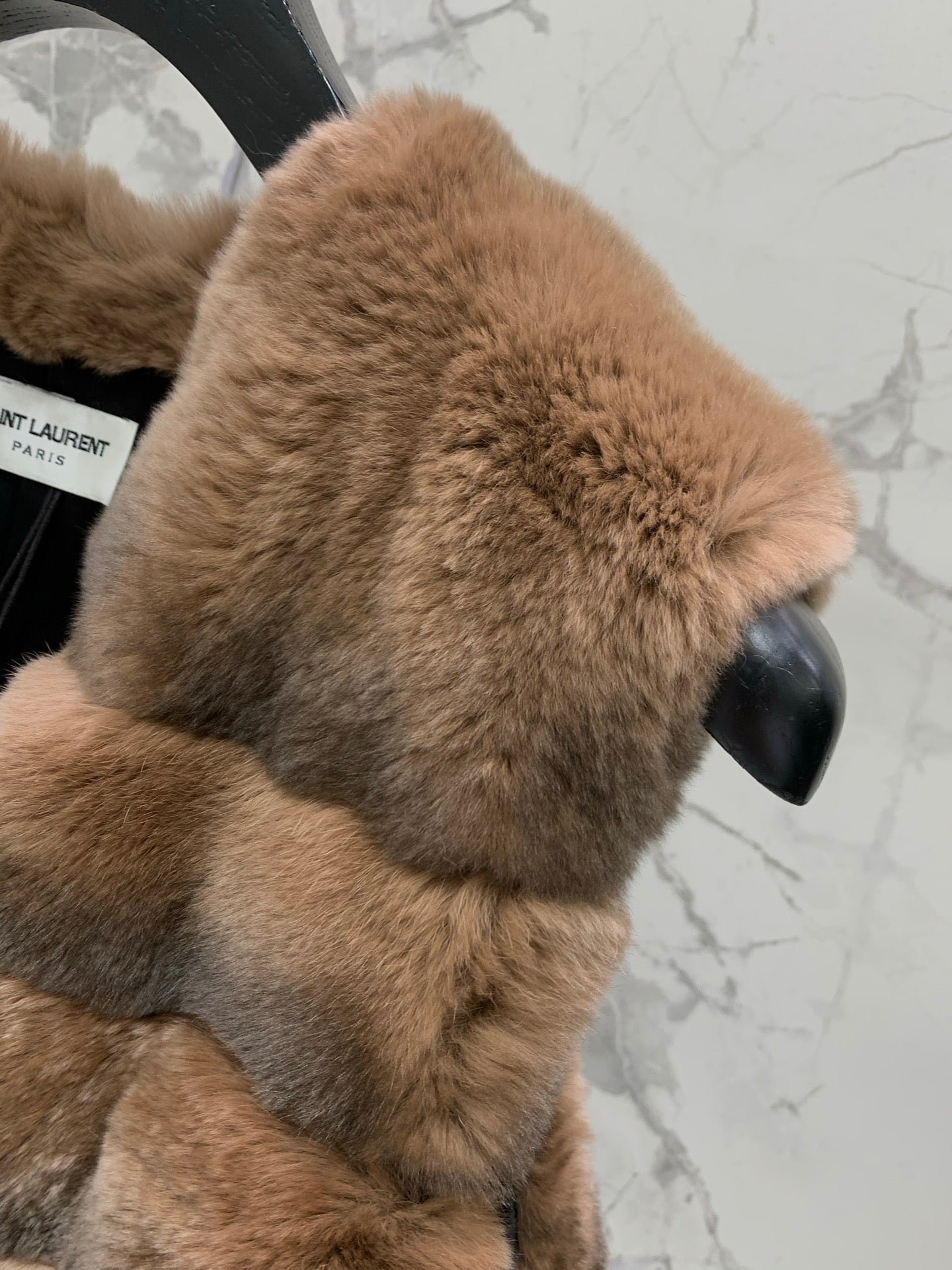 YSL 25S FUR VEST STYLE 224