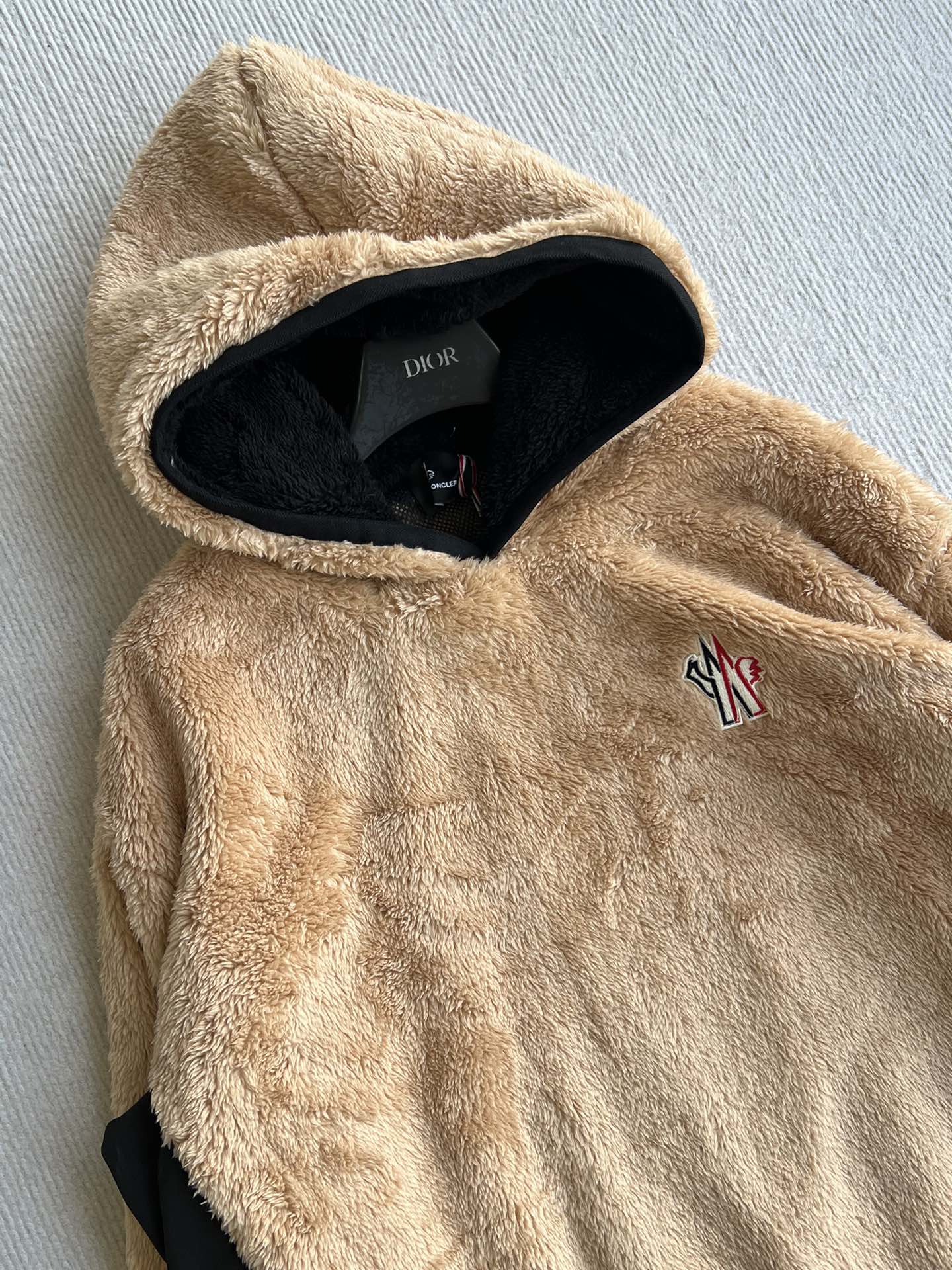 MONCLER 25S FUZZY TEDDY FLEECE HOODIE IN BROWN 042