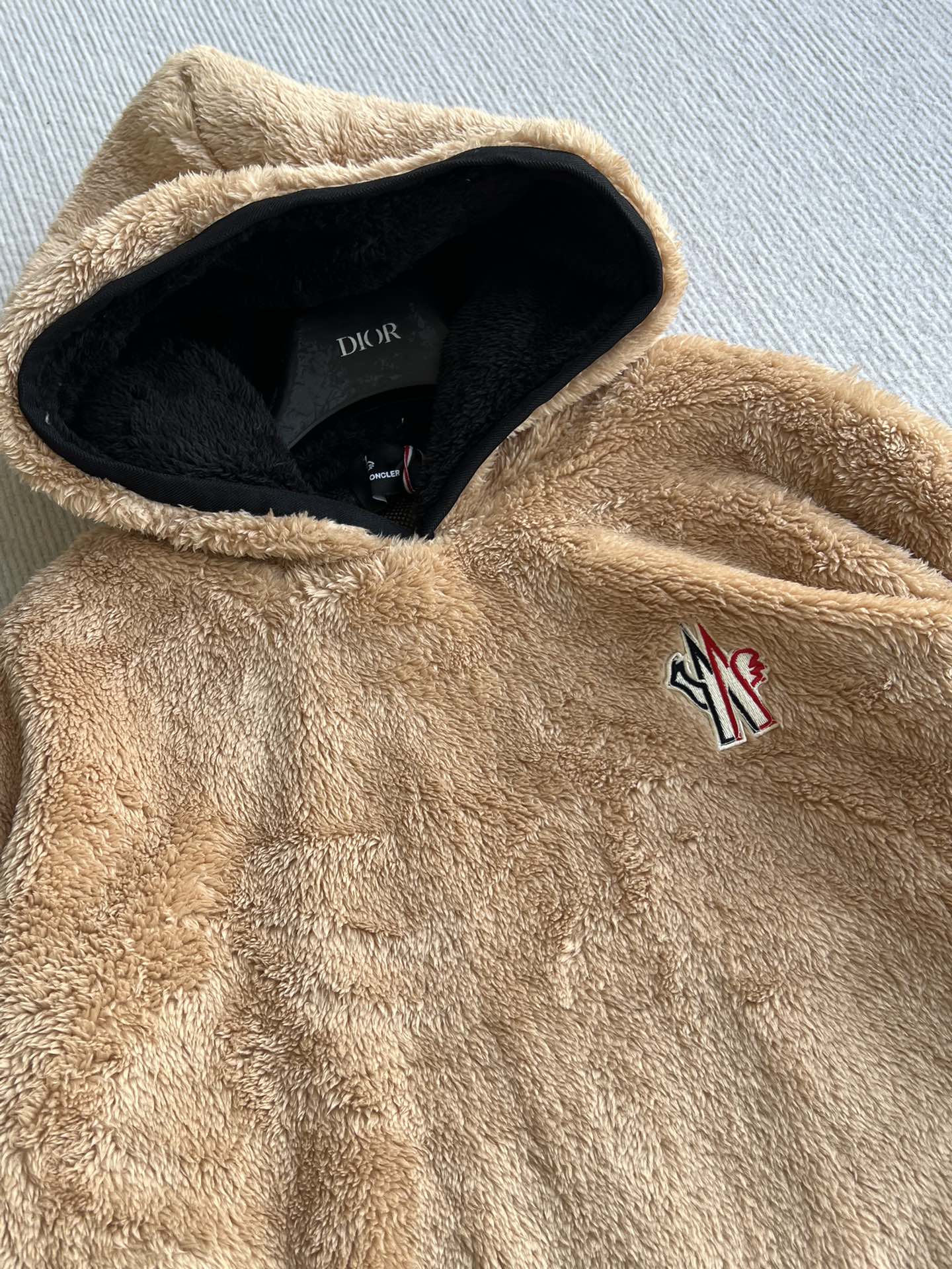 MONCLER 25S FUZZY TEDDY FLEECE HOODIE IN BROWN 042
