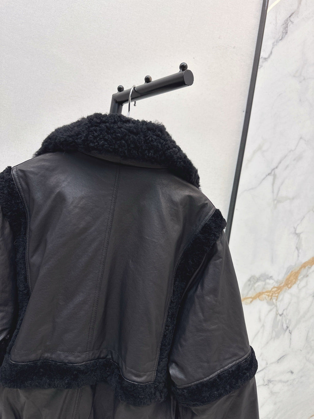 BURBERRY 25S BOMBER JACKET 074
